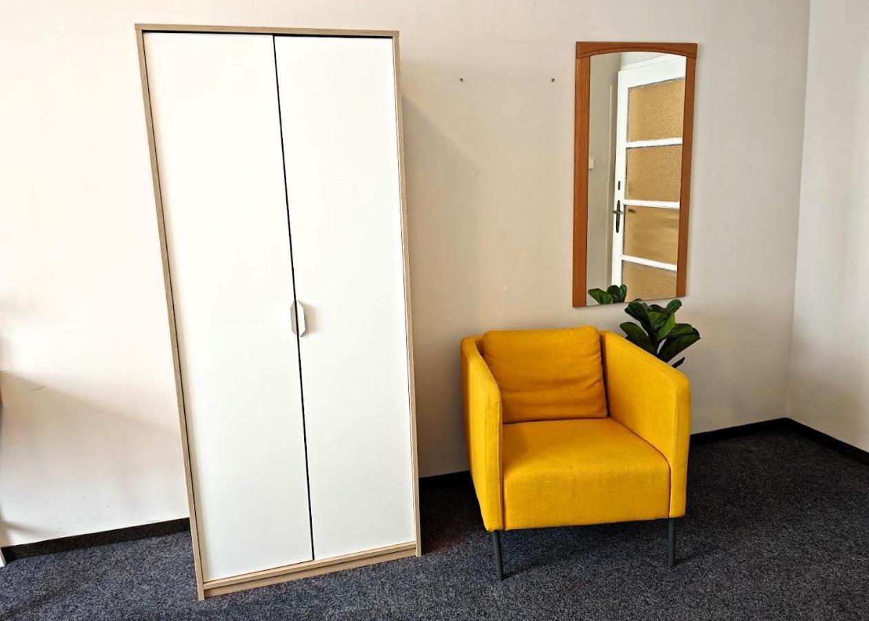 Flat In Zizkov -303- Apartment Praha Bagian luar foto